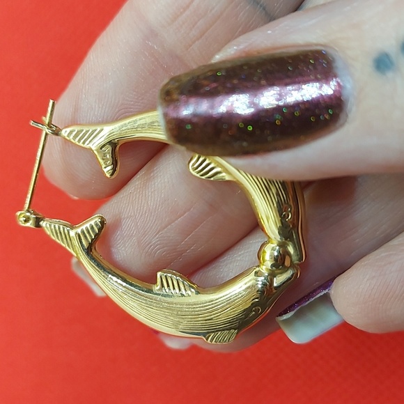 14K Gold Fish Hoop Earrings - Picture 6 of 7